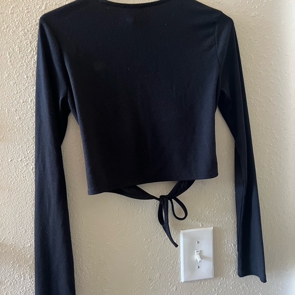 Tie Around Black Long Sleeve Princess Polly Shirt - Picture 3 of 3